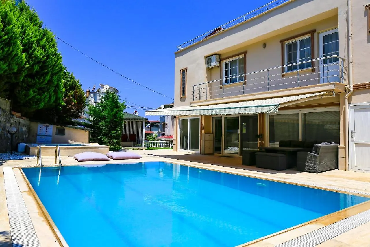 Villa Turkan Kusadasi