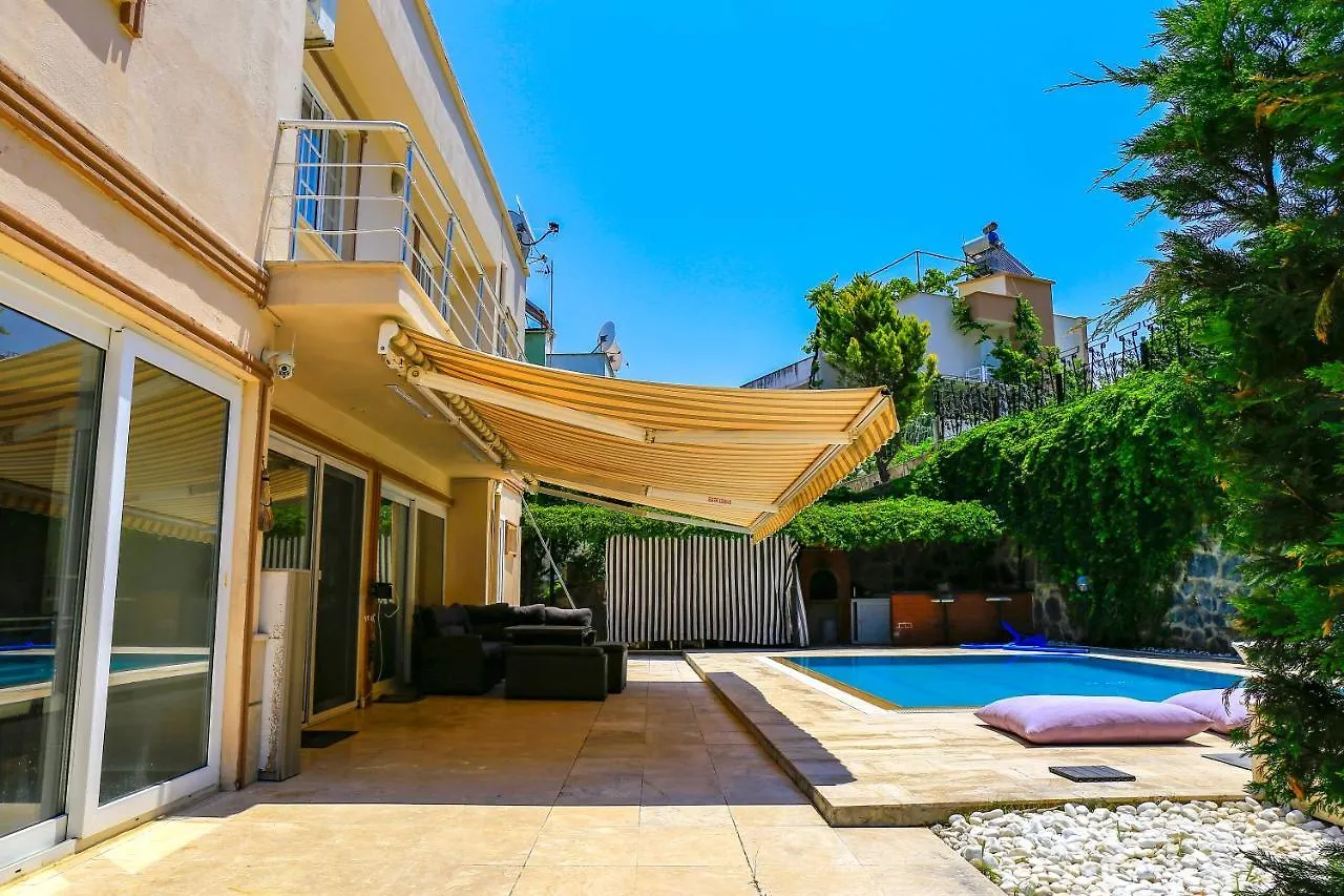 Villa Turkan Kusadasi